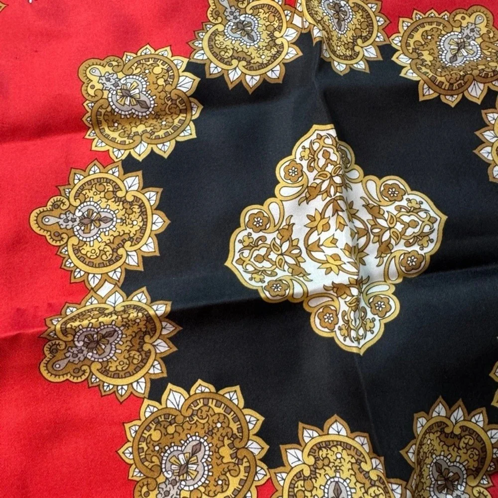 Talbots square silk